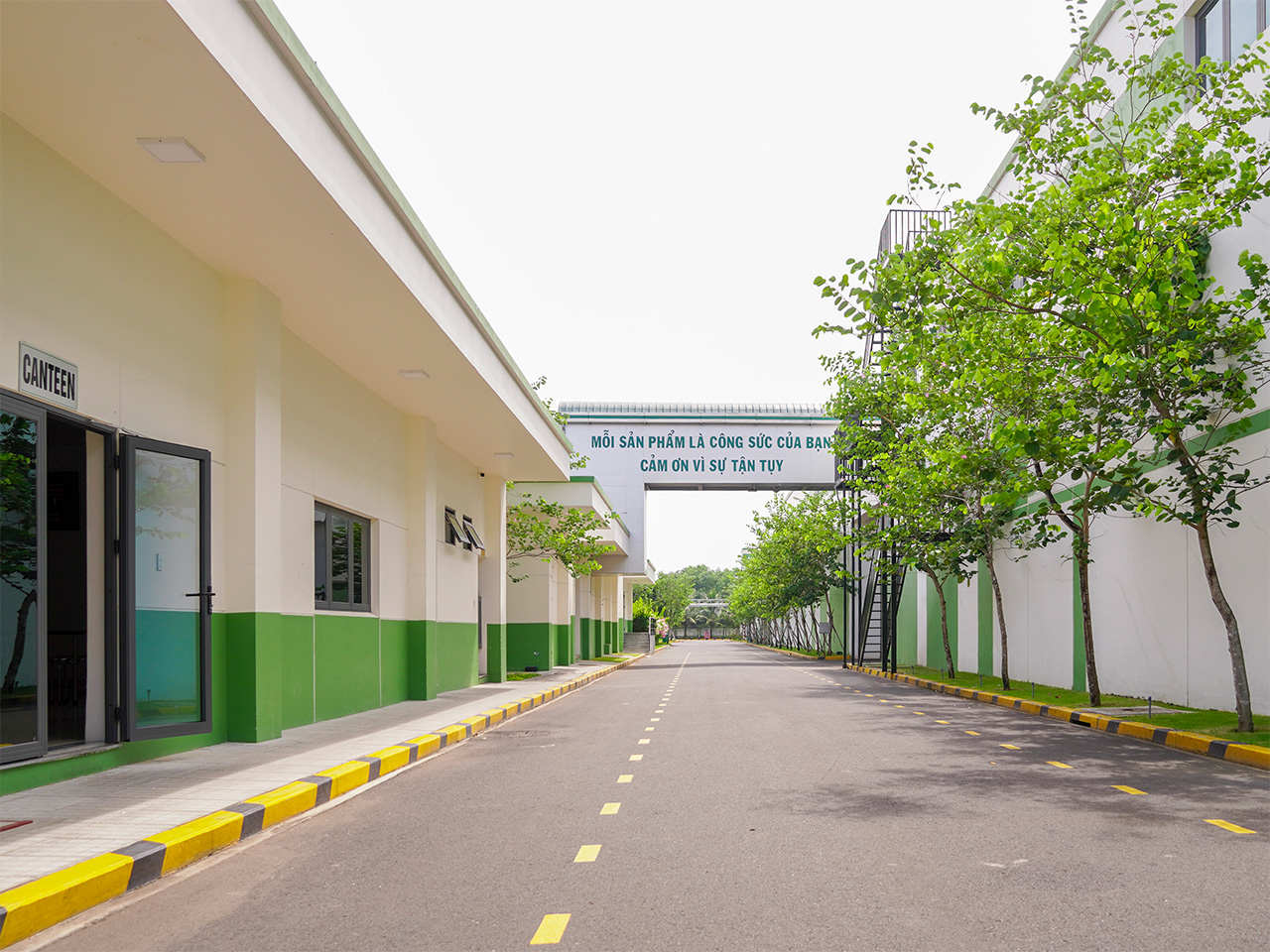 hinh anh nha may Asta healthcare usa 4