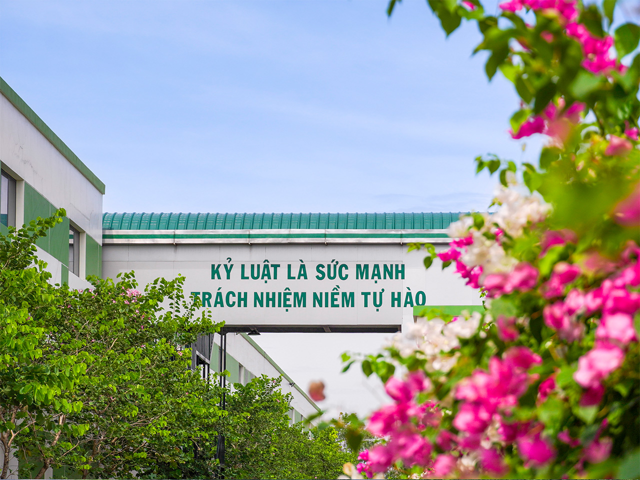 hinh anh nha may Asta healthcare usa 7